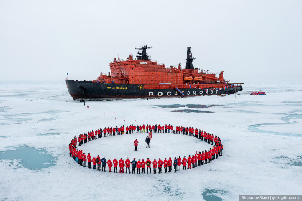Подробнее о статье За пределами арктической стужи: путешествие на Северный полюс
